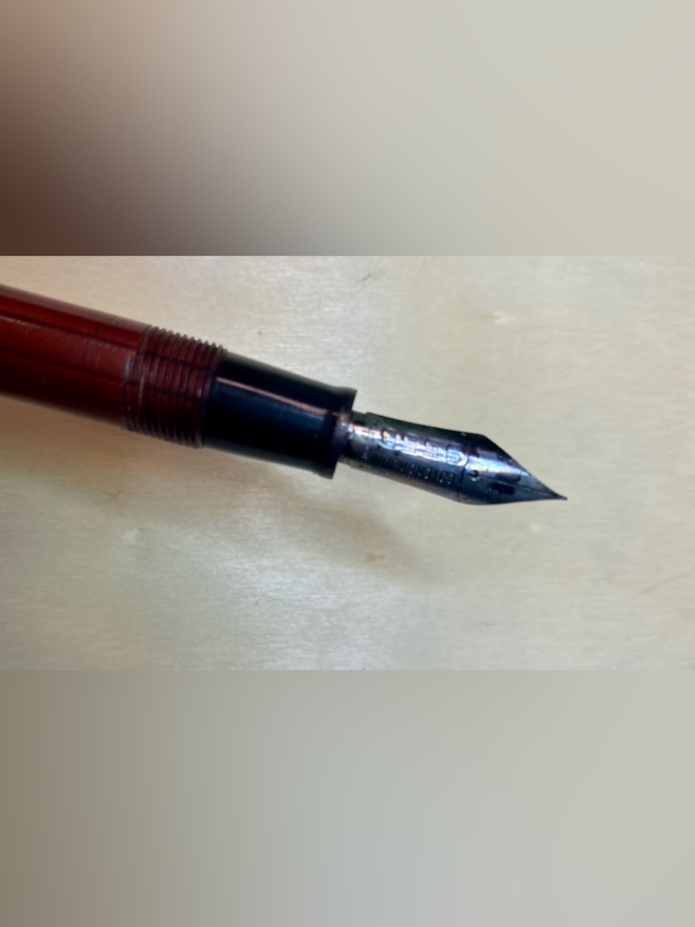 Vintage Esterbrook Stylish Fountain Pen with Silver Details - Picture 10 of 16